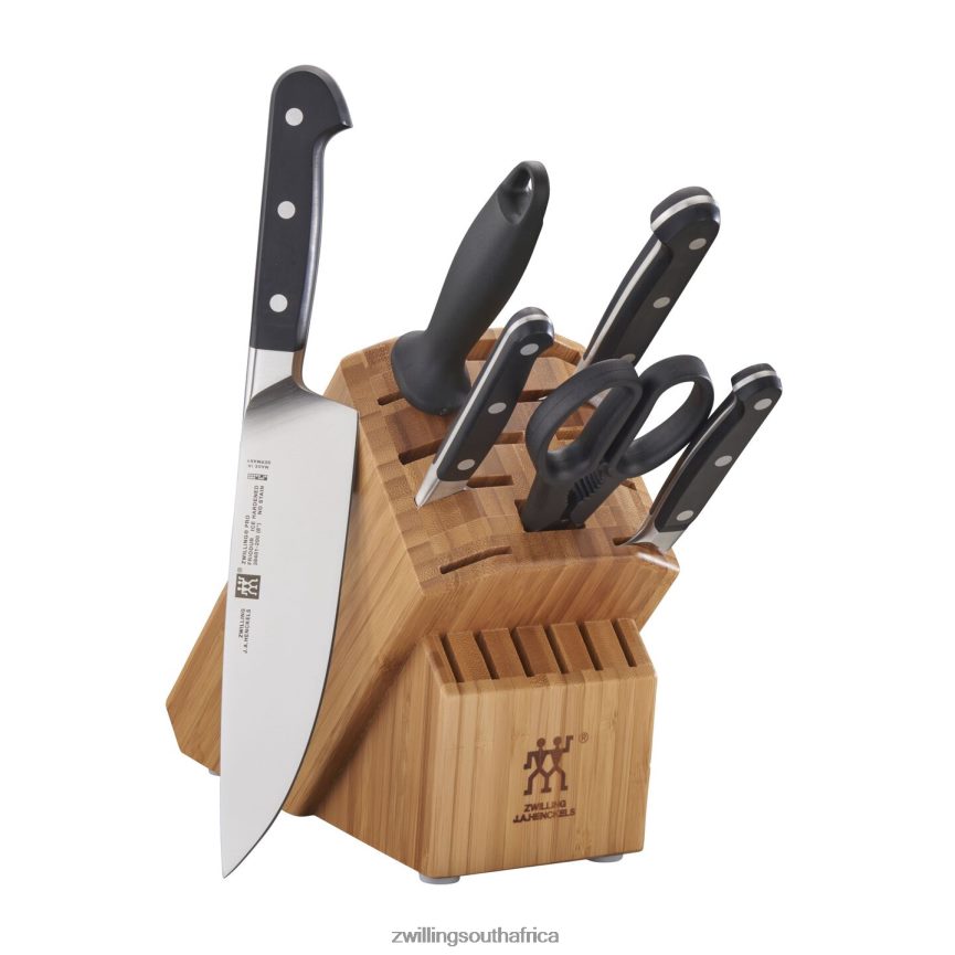 cutlery_zwilling_2h4bz4100_pro_7_pc_knife_block_set_bamboo.jpg Cutlery Zwilling 2H4BZ4100 Pro 7-pc, Knife block set, bamboo - Image 1