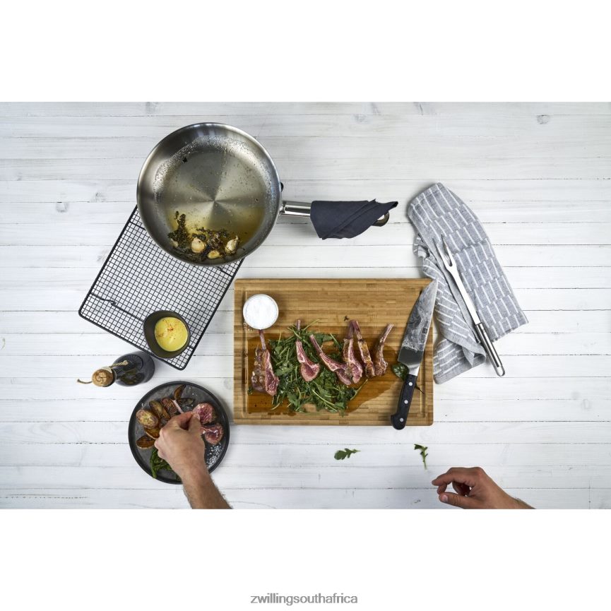 Cutlery Zwilling 2H4BZ427 Cutting Boards 14-inch x 10-inch Cutting Board, bamboo - Image 7
