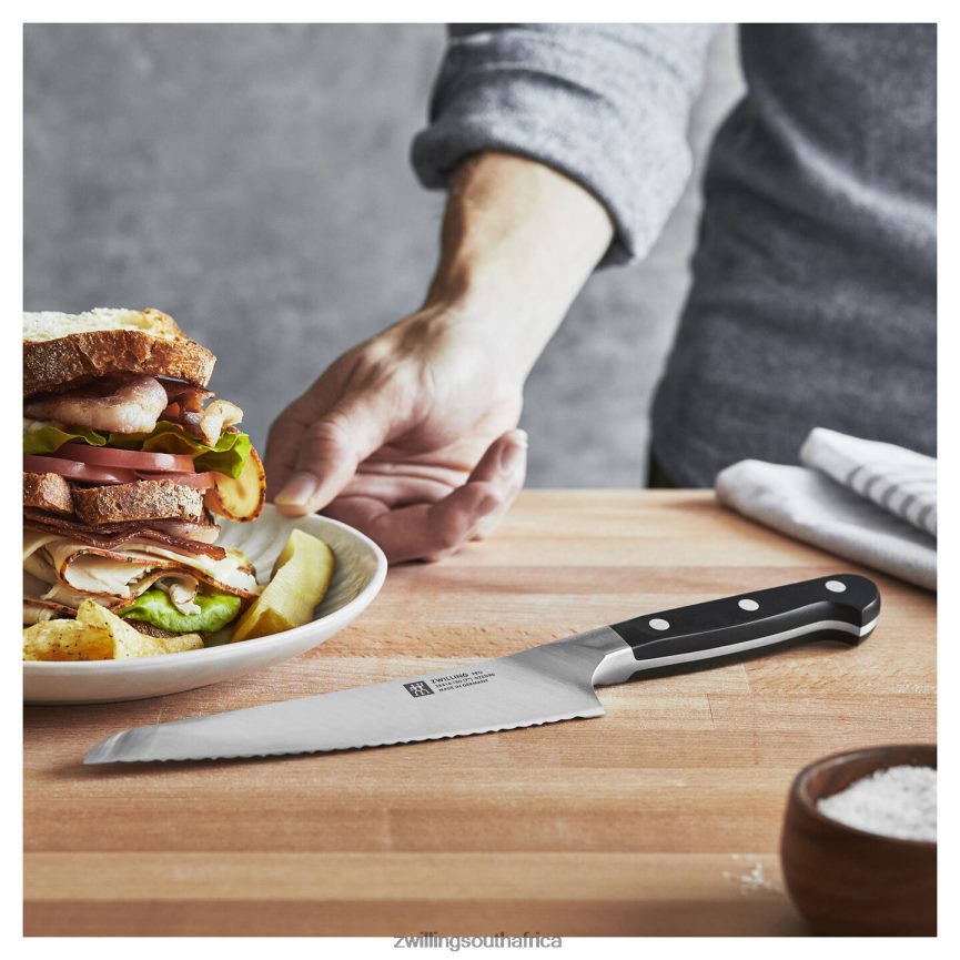 Cutlery Zwilling 2H4BZ4387 Pro 7-inch Deli Bread Knife, serrated edge - Image 6