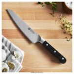 Cutlery Zwilling 2H4BZ4387 Pro 7-inch Deli Bread Knife, serrated edge - Image 7
